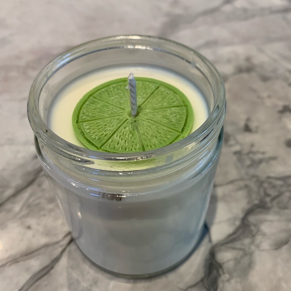 Homemade Lime Candle - Picture 1 of 3